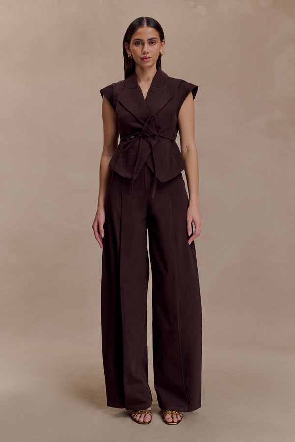 Beatrix High Rise Denim Jeans - Chocolate